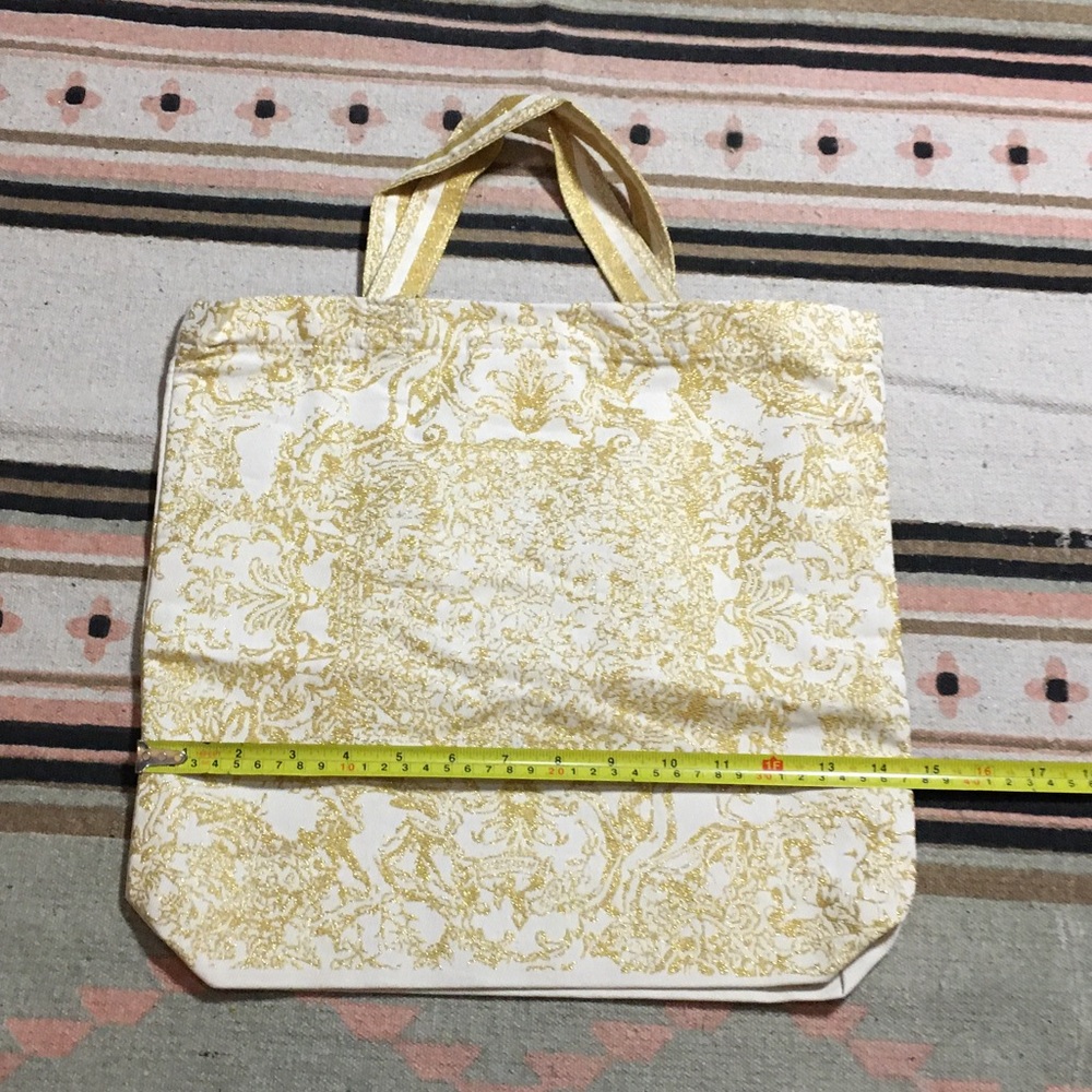 Christian Dior Gold on Beige Canvas tote bag - Picture 6 of 13